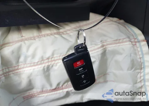 2017 Toyota Corolla Xse from USA, damaged, VIN 2T1BURHEXHC838880